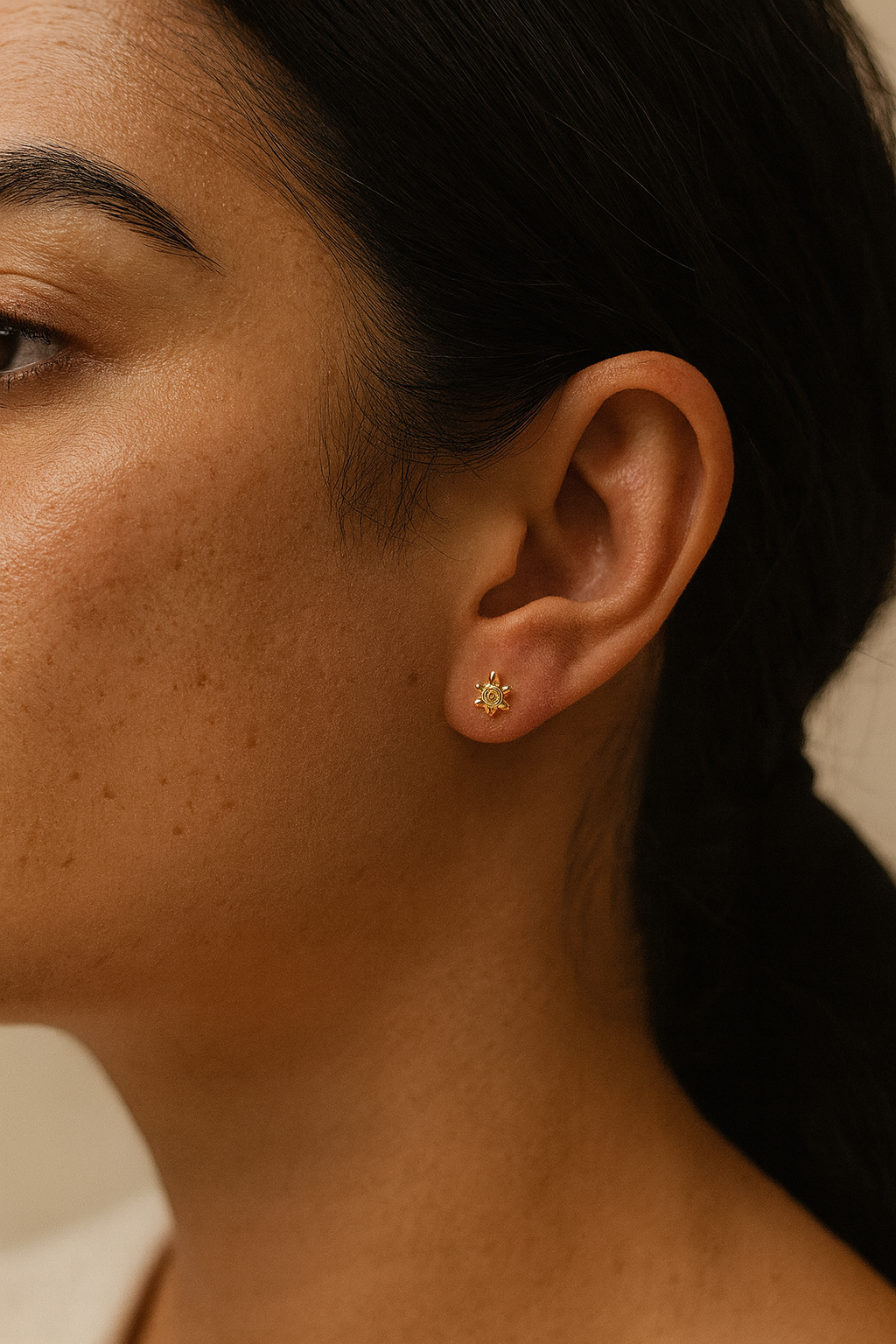 ✨ Solar Spark Studs