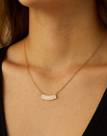 Curve Appeal Necklace